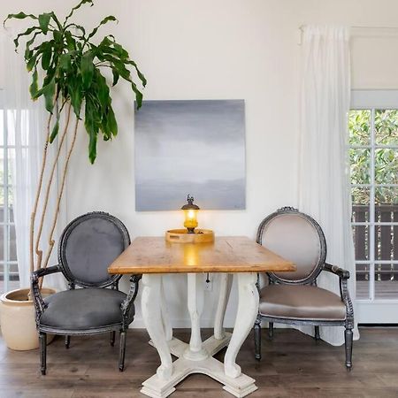 Take It Easy On The Porch In A Hollywood Hideaway Villa Los Angeles Exterior foto